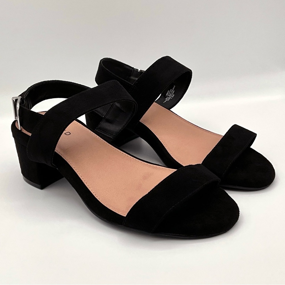 NEW w/o Box Torrid Black Faux Suede Open Toe Ankle Strap Block Heel US 7.5W